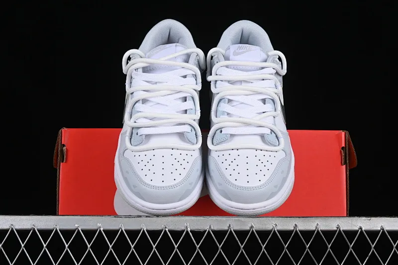 All categories Nk SB Dunk series Nk SB Dunk Low low-top sneakers Nk Dunk Low Retro light gray blue silver SB strap low-top casual sneakers HF0730-160